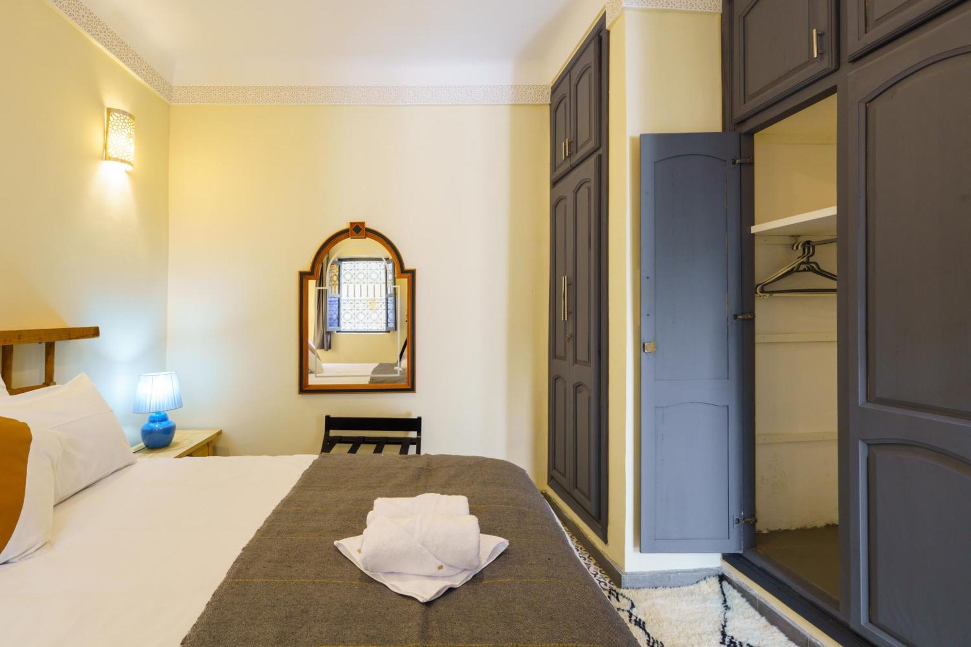 Riad 4 Chambres - Piscine & Petit Dejeuner Gratuit - Wifi Fibre Optique مراكش المظهر الخارجي الصورة