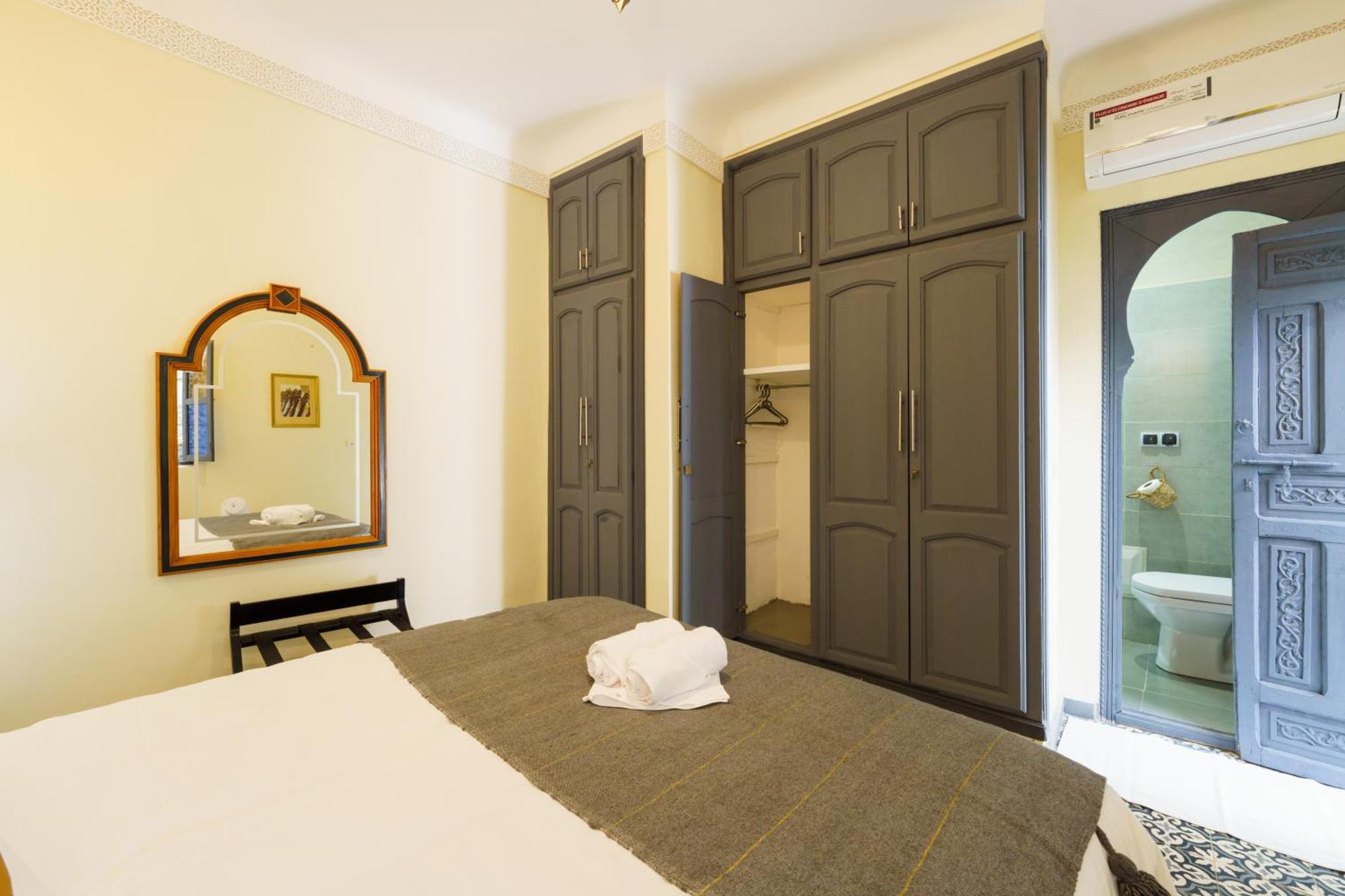 Riad 4 Chambres - Piscine & Petit Dejeuner Gratuit - Wifi Fibre Optique مراكش المظهر الخارجي الصورة