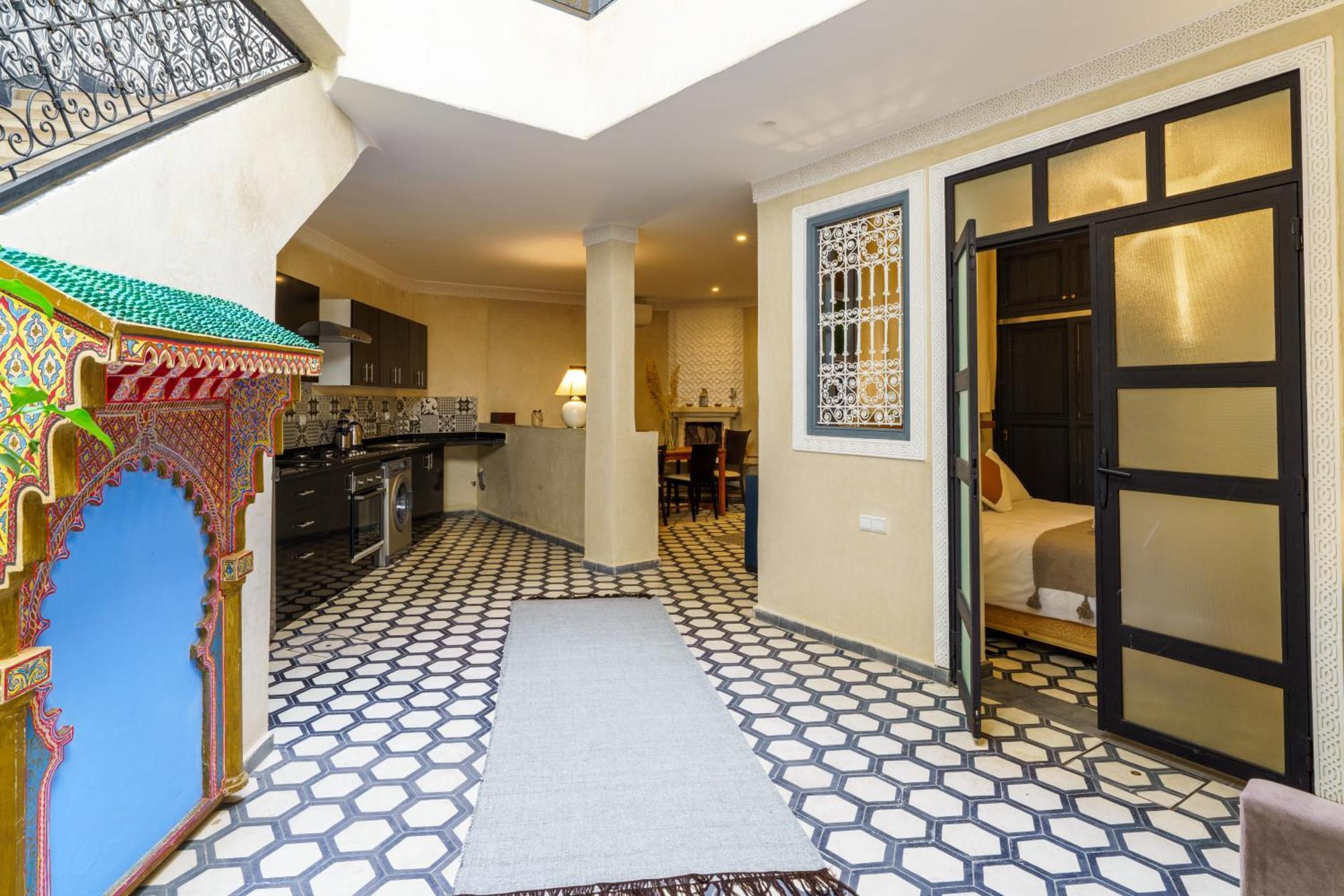 Riad 4 Chambres - Piscine & Petit Dejeuner Gratuit - Wifi Fibre Optique مراكش المظهر الخارجي الصورة